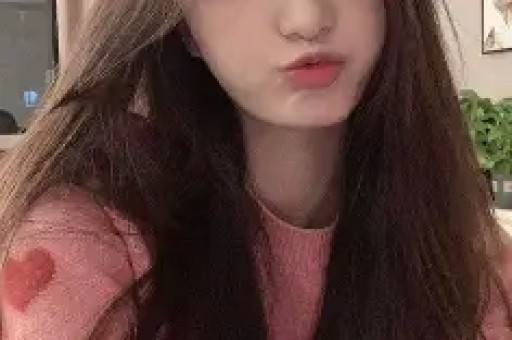 原来她早已结婚丈夫是国家一级演员如今定居上海被家人宠成宝