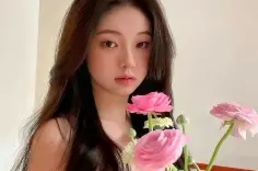 范冰冰获蔡康永贴心赠画与张馨予之前晒图遥相呼应